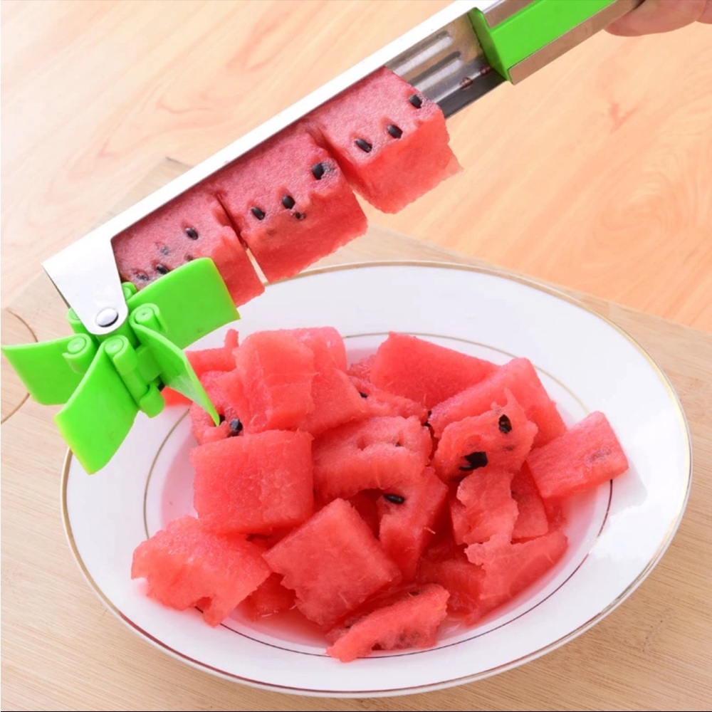 Stainless steel watermelon cutter